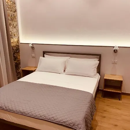 Holidays Rooms XX Settembre 228 Guest house