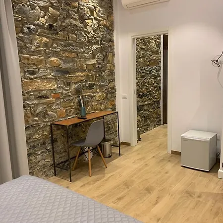 Holidays Rooms XX Settembre 228