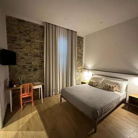 Holidays Rooms XX Settembre 228 3* La Spezia